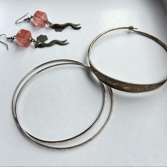 Earrings and bangles and rose quartz earrings - Picture 3 of 3